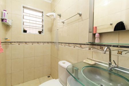 Casa à venda com 150m², 2 quartos e 1 vaga Casa à venda com 150m², 2 quartos e 1 vagaBanheiro 2