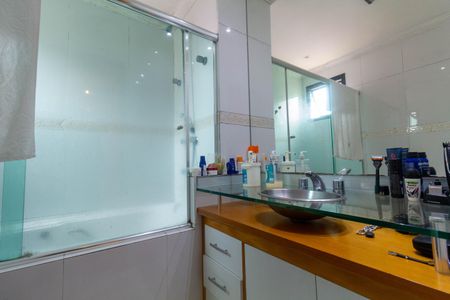 Apartamento à venda com 136m², 3 quartos e 3 vagasBanheiro 1