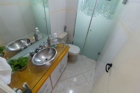 Apartamento à venda com 136m², 3 quartos e 3 vagasBanheiro 2