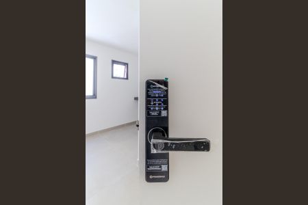 Studio para alugar com 23m², 1 quarto e sem vaga Studio para alugar com 23m², 1 quarto e sem vagaFechadura Eletrônica