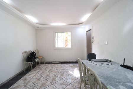 Apartamento para alugar com 70m², 3 quartos e 1 vagaSala