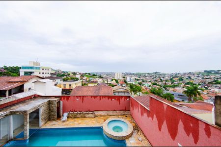 Casa para alugar com 250m², 3 quartos e 3 vagas Casa para alugar com 250m², 3 quartos e 3 vagasÁrea externa