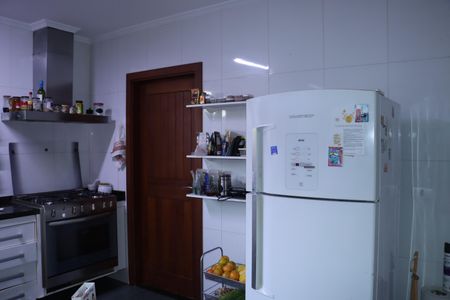 Casa de condomínio para alugar com 458m², 4 quartos e 4 vagasCozinha