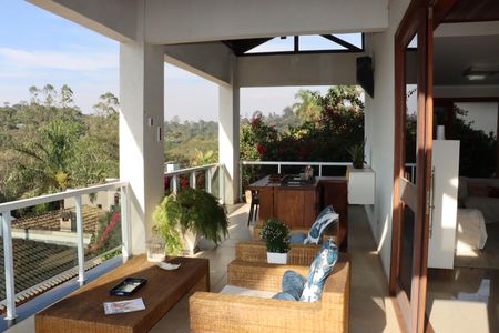 Casa de condomínio para alugar com 458m², 4 quartos e 4 vagasVaranda