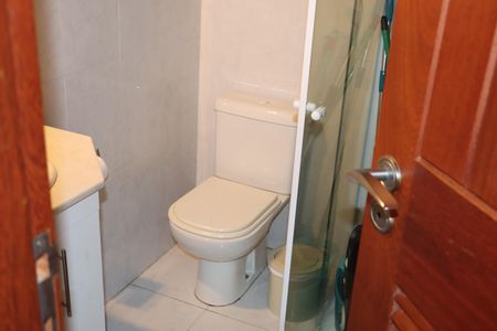 Casa de condomínio para alugar com 458m², 4 quartos e 4 vagasLavabo