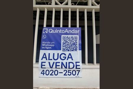 Casa à venda com 248m², 3 quartos e 2 vagas Casa à venda com 248m², 3 quartos e 2 vagasPlaca