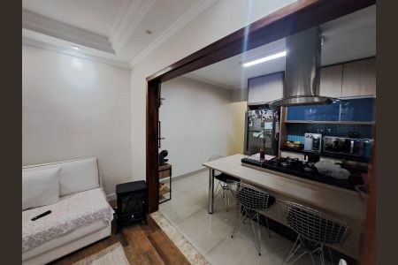 Sala de casa para alugar com 3 quartos, 248m² em Quitaúna, Osasco