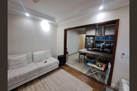 Sala de casa para alugar com 3 quartos, 248m² em Quitaúna, Osasco
