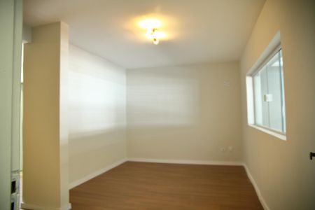 Casa à venda com 181m², 3 quartos e 2 vagasSala