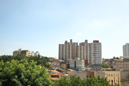 Casa à venda com 181m², 3 quartos e 2 vagasSuíte - Vista