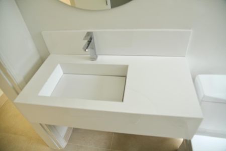 Casa à venda com 181m², 3 quartos e 2 vagasBanheiro de serviço