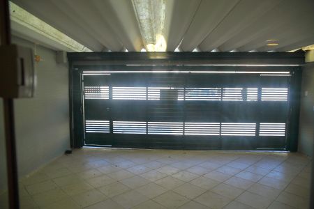 Casa à venda com 181m², 3 quartos e 2 vagasSala