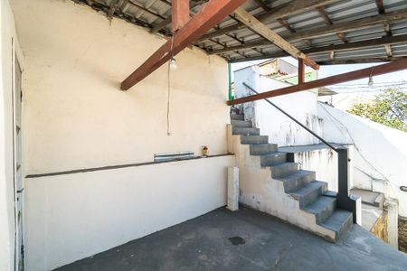Casa para alugar com 300m², 3 quartos e sem vagaVaranda
