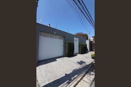 Casa à venda com 300m², 3 quartos e 4 vagasFachada