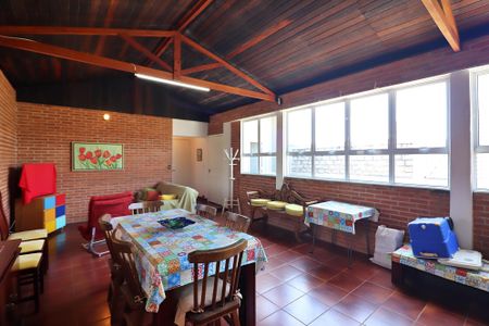 Casa à venda com 300m², 3 quartos e 4 vagasÁrea comum