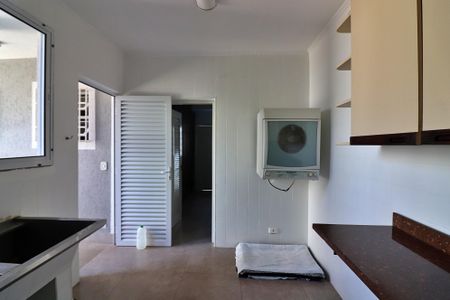 Casa à venda com 300m², 3 quartos e 4 vagasÁrea de Serviço