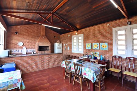 Casa à venda com 300m², 3 quartos e 4 vagasÁrea comum