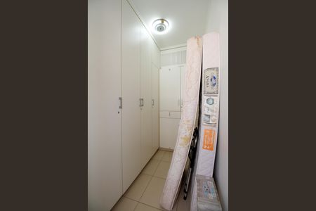 Apartamento para alugar com 140m², 2 quartos e 1 vagaQuarto de Serviço