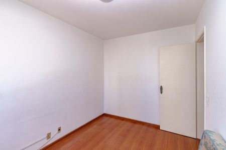 Apartamento à venda com 57m², 2 quartos e 1 vagaQuarto 2