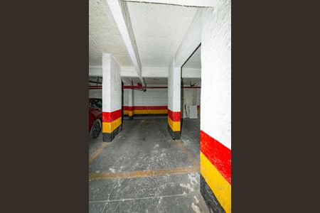 Apartamento para alugar com 100m², 3 quartos e 1 vaga Apartamento para alugar com 100m², 3 quartos e 1 vagaGaragem