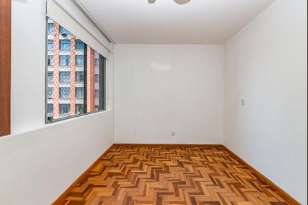 Apartamento para alugar com 100m², 3 quartos e 1 vaga Apartamento para alugar com 100m², 3 quartos e 1 vagaQuarto 1