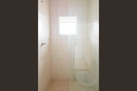 Banheiro de kitnet/studio para alugar com 1 quarto, 20m² em Centro, Taubaté