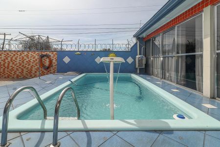 Casa à venda com 215m², 4 quartos e 3 vagasPiscina