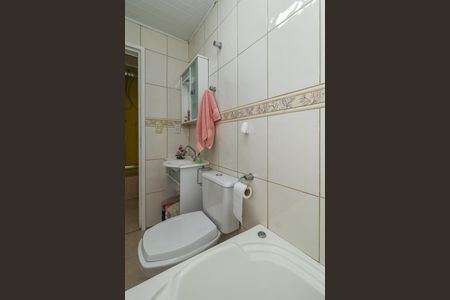 Casa à venda com 215m², 4 quartos e 3 vagasBanheiro Casa Fundos