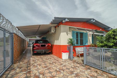 Casa à venda com 215m², 4 quartos e 3 vagasFachada
