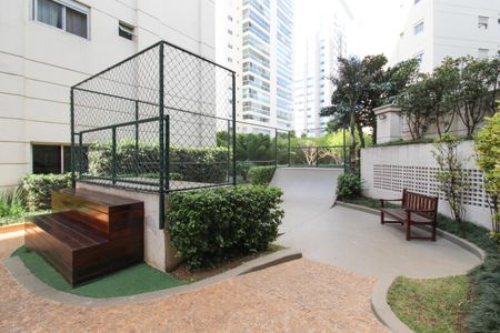 Apartamento à venda com 140m², 3 quartos e 2 vagas Apartamento à venda com 140m², 3 quartos e 2 vagasÁrea comum - Pista de Skate