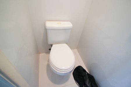 Apartamento à venda com 140m², 3 quartos e 2 vagas Apartamento à venda com 140m², 3 quartos e 2 vagasBanheiro de serviço