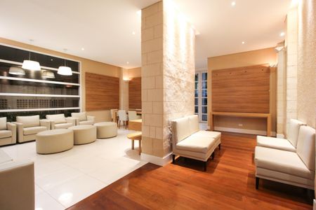 Apartamento à venda com 140m², 3 quartos e 2 vagas Apartamento à venda com 140m², 3 quartos e 2 vagasÁrea comum - Salão de festas