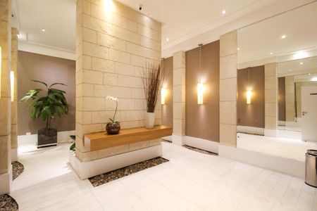 Apartamento à venda com 140m², 3 quartos e 2 vagas Apartamento à venda com 140m², 3 quartos e 2 vagasHall