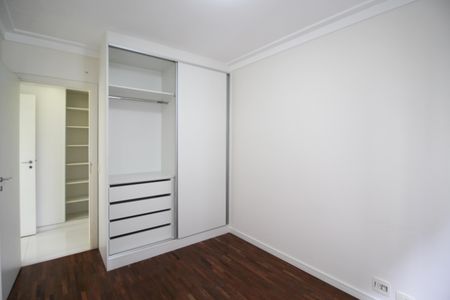 Apartamento à venda com 140m², 3 quartos e 2 vagas Apartamento à venda com 140m², 3 quartos e 2 vagasSuíte 3
