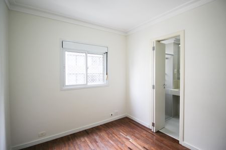 Apartamento à venda com 140m², 3 quartos e 2 vagas Apartamento à venda com 140m², 3 quartos e 2 vagasSuíte 3