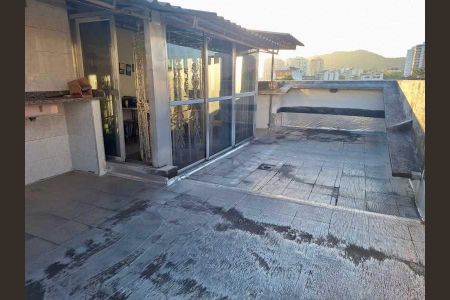 Apartamento à venda com 144m², 2 quartos e 1 vaga