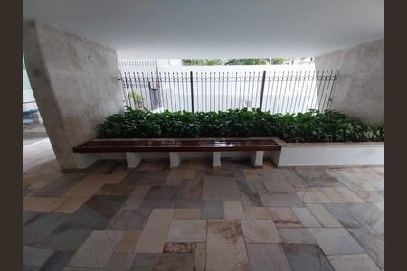 Apartamento à venda com 80m², 2 quartos e 1 vaga