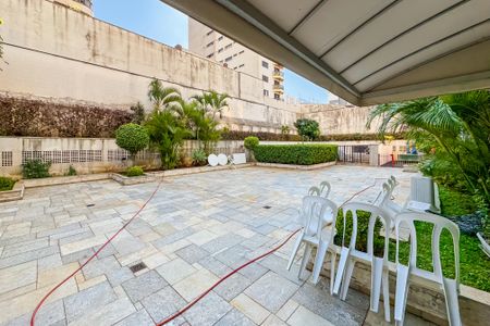 Apartamento à venda com 65m², 3 quartos e 1 vagaÁrea comum