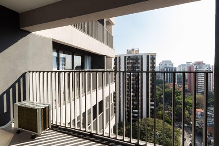 Studio para alugar com 21m², 1 quarto e sem vaga Studio para alugar com 21m², 1 quarto e sem vagaVaranda