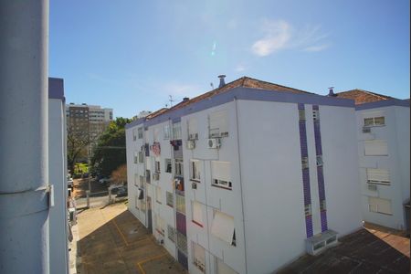 Quarto - Vista de apartamento para alugar com 1 quarto, 46m² em Vila Ipiranga, Porto Alegre