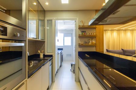 Apartamento à venda com 89m², 3 quartos e 2 vagas Apartamento à venda com 89m², 3 quartos e 2 vagasCozinha