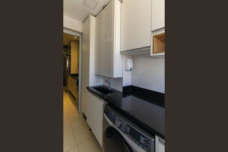 Apartamento à venda com 89m², 3 quartos e 2 vagas Apartamento à venda com 89m², 3 quartos e 2 vagasÁrea de Serviço