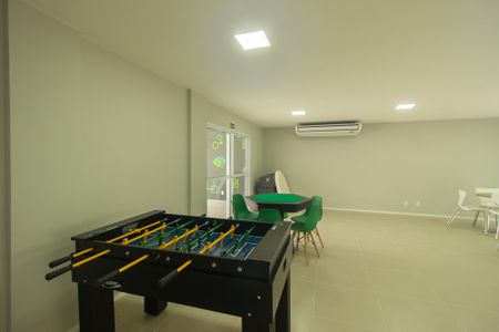 Apartamento para alugar com 43m², 2 quartos e 1 vaga Apartamento para alugar com 43m², 2 quartos e 1 vagaÁrea comum - Salão de Jogos