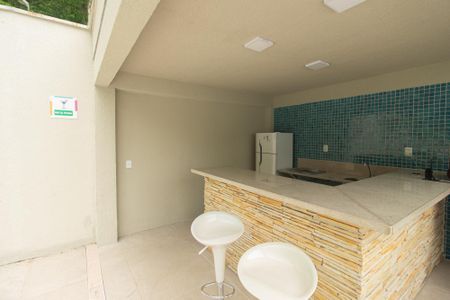 Apartamento para alugar com 43m², 2 quartos e 1 vaga Apartamento para alugar com 43m², 2 quartos e 1 vagaÁrea comum - Piscina