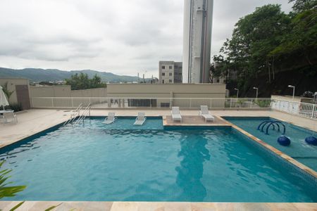 Apartamento para alugar com 43m², 2 quartos e 1 vaga Apartamento para alugar com 43m², 2 quartos e 1 vagaÁrea comum - Piscina