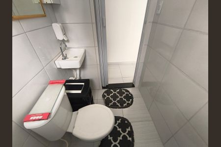 Studio para alugar com 20m², 1 quarto e sem vaga Studio para alugar com 20m², 1 quarto e sem vagaBanheiro