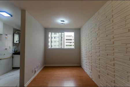Sala de apartamento para alugar com 2 quartos, 44m² em Jardim Iris, São Paulo