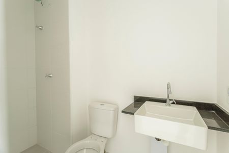 Banheiro de kitnet/studio à venda com 1 quarto, 27m² em Vila Olímpia, São Paulo