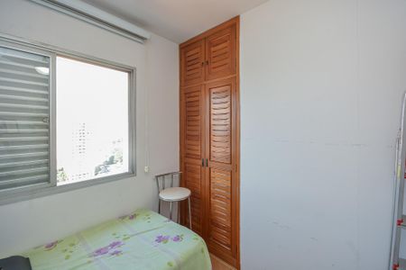 Apartamento à venda com 80m², 3 quartos e 2 vagas Apartamento à venda com 80m², 3 quartos e 2 vagasQuarto 1