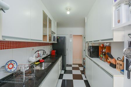 Apartamento à venda com 80m², 3 quartos e 2 vagas Apartamento à venda com 80m², 3 quartos e 2 vagasCozinha
